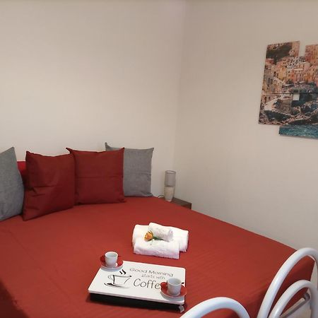 A Ca Di Pie Apartment Arcola Bagian luar foto